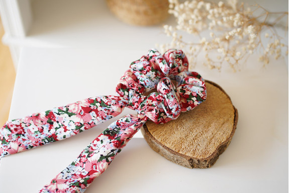 scrunchie Ruban Aline Fleuri Rose