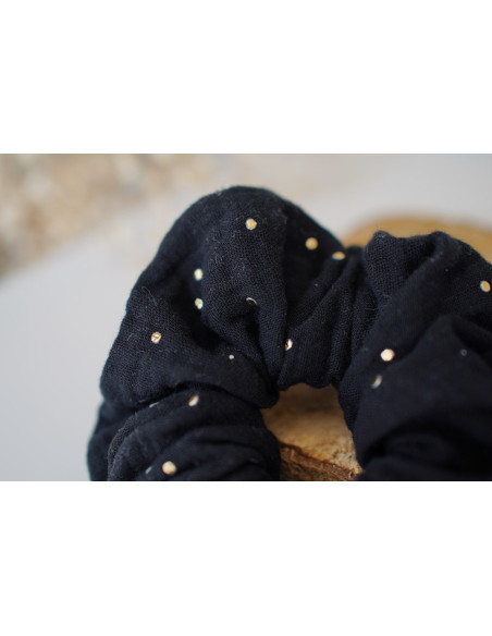 scrunchie bow Ivy Black with gold polka dots