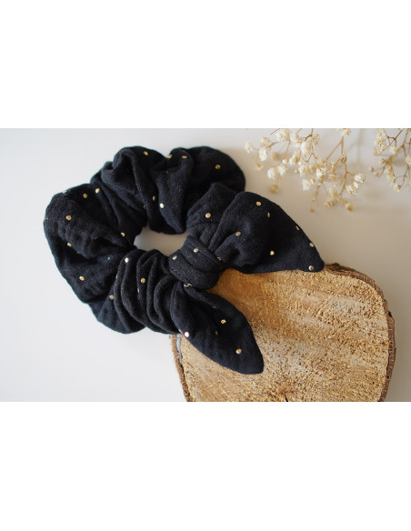scrunchie bow Ivy Black with gold polka dots
