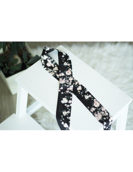 Foulard Alice Noir à fleurs