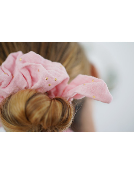 scrunchie bow Ivy Rose Tea with gold polka dots