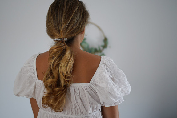 Barrette Rachelle Dorée Perles Grises