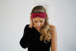 headband Lina Garnet red with gold polka dots 2