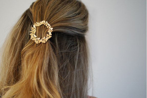 Barrette Joséphine Ronde Fleurs Dorées