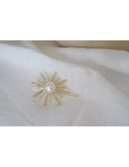 Barrette Tia soleil doré perle nacrée et strass argentés
