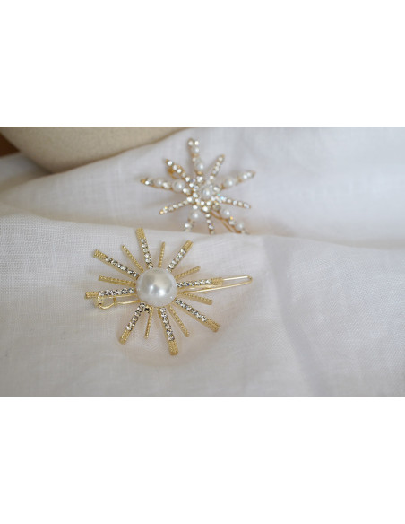 Barrette Tia soleil doré perle nacrée et strass argentés