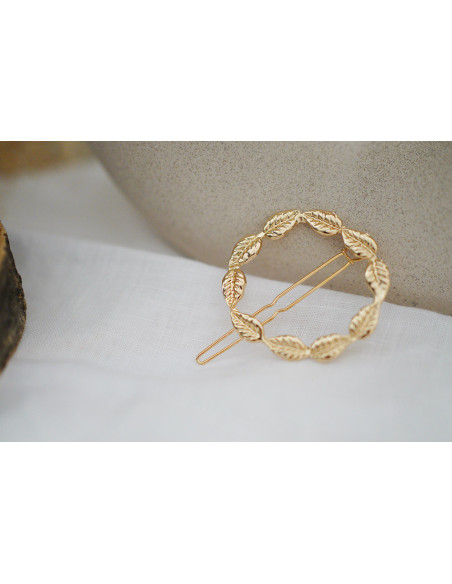 hair clip May Round Golden Leaves