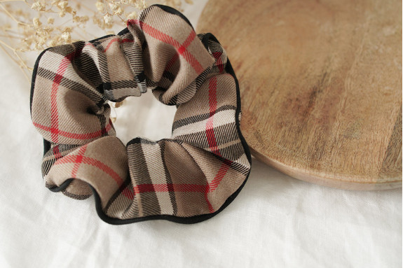 Austin scrunchie Burburry print