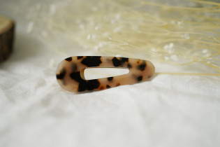 hair clip Charline tortoise Beige et Noir