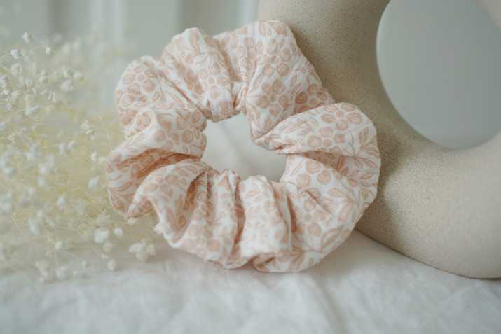 Chouchou Pippa Gaze de Coton Fleuri Rose Pâle