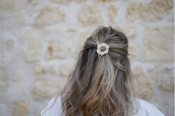 Barrette Muse Couronne Fleurie Dorée