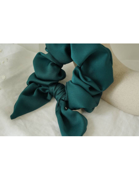 scrunchie bow Bridle Satin Emerald Green