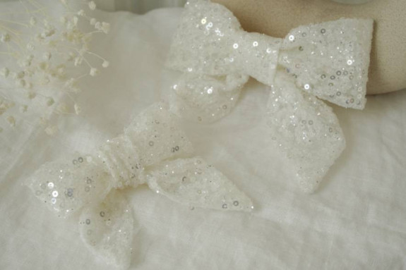 Barrette Noeud Enfant Babe Sequins Blancs