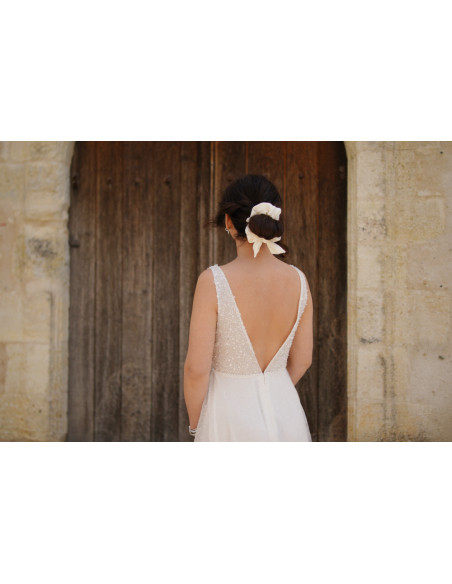 scrunchie bow Bridle Satin Ecru