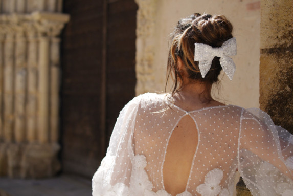 Barrette Noeud Lovely Sequins Blancs