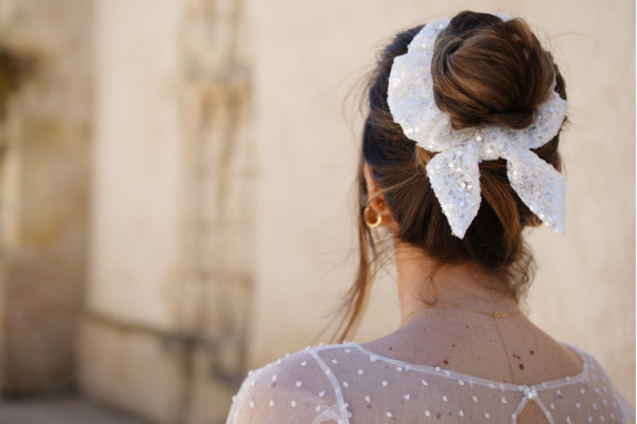 Chouchou Noeud Queen Sequins Blancs