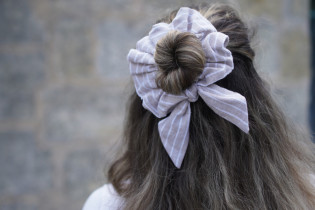 scrunchie bow Romane Beige Striped White 2