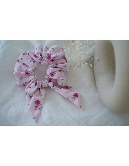 scrunchie bow Prima Pink Floral Print
