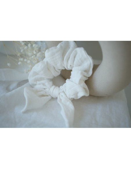 scrunchie bow Mary White Iridescent