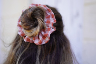 scrunchie Suzanne Vichy Rouille et Blanc 2