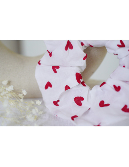 Chouchou Amélie coton blanc à cœurs rouges