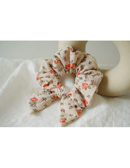 Chouchou cheveux femme nœud fleuri beige rose corail - Maëlys - Bohomane