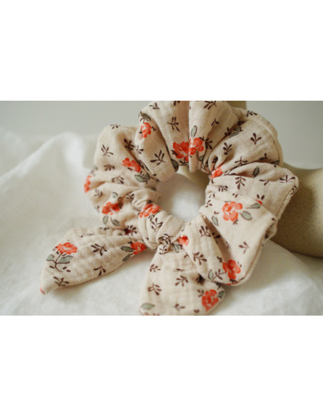 Chouchou cheveux femme nœud fleuri beige rose corail - Maëlys - Bohomane