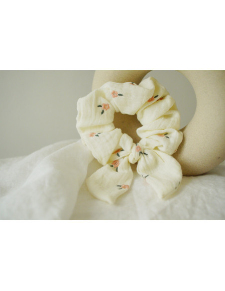 Chouchou Nœud Fleuri Ivoire Rose – Alméa | Bohomane