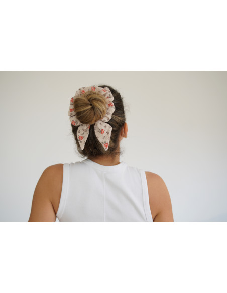 Chouchou cheveux femme nœud fleuri beige rose corail - Maëlys - Bohomane
