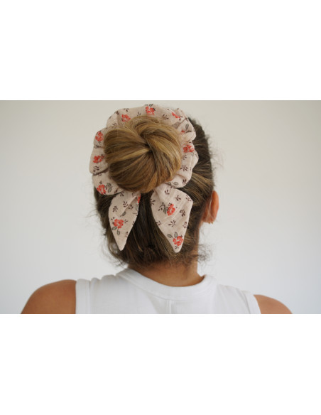 Chouchou cheveux femme nœud fleuri beige rose corail - Maëlys - Bohomane