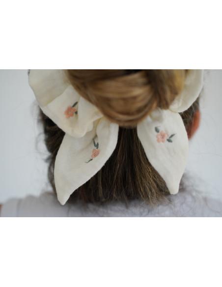 Chouchou Nœud Fleuri Ivoire Rose – Alméa | Bohomane