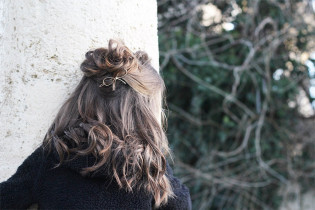 hair clip kids Louanne bow gold 2