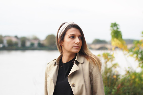 Serre-tête Blair Beige Rosé à perles nacrées