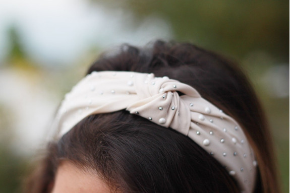 Serre-tête Blair Beige Rosé à perles nacrées